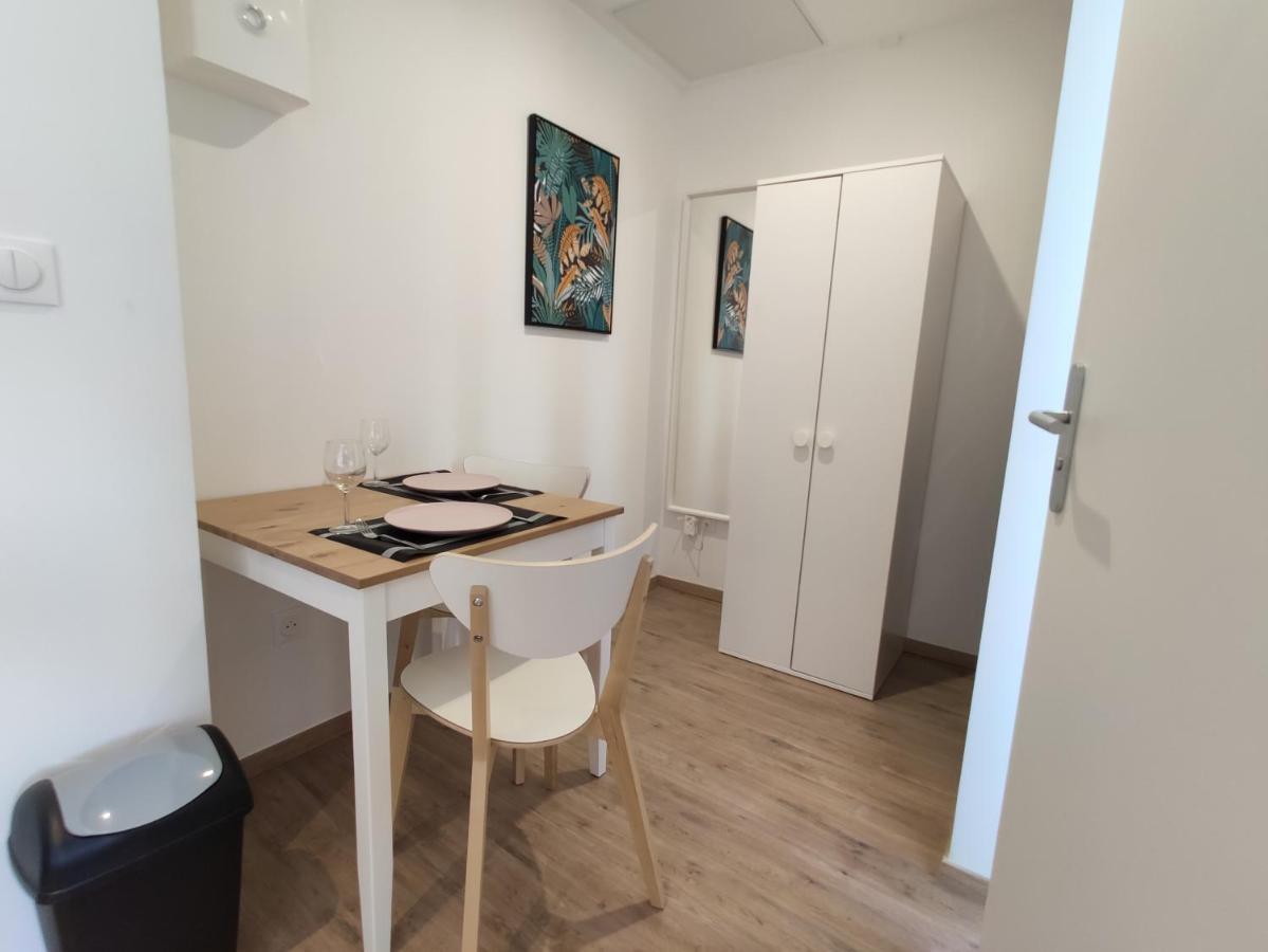 Residence Jehan Froissart Valenciennes Extérieur photo
