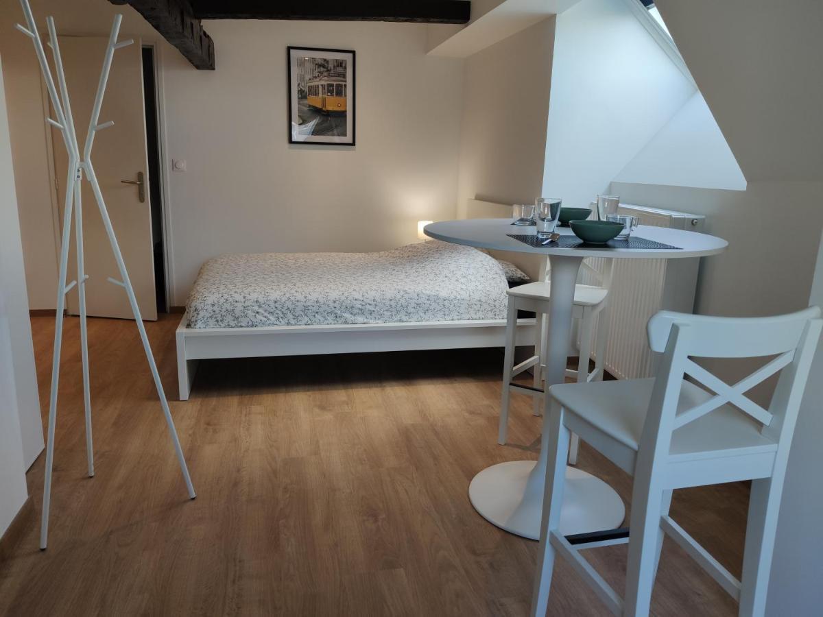 Residence Jehan Froissart Valenciennes Extérieur photo